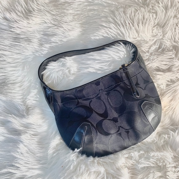 Coach Handbags - Small bag